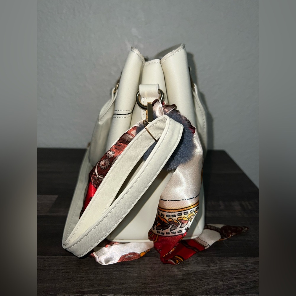 Beautiful cream colored purse